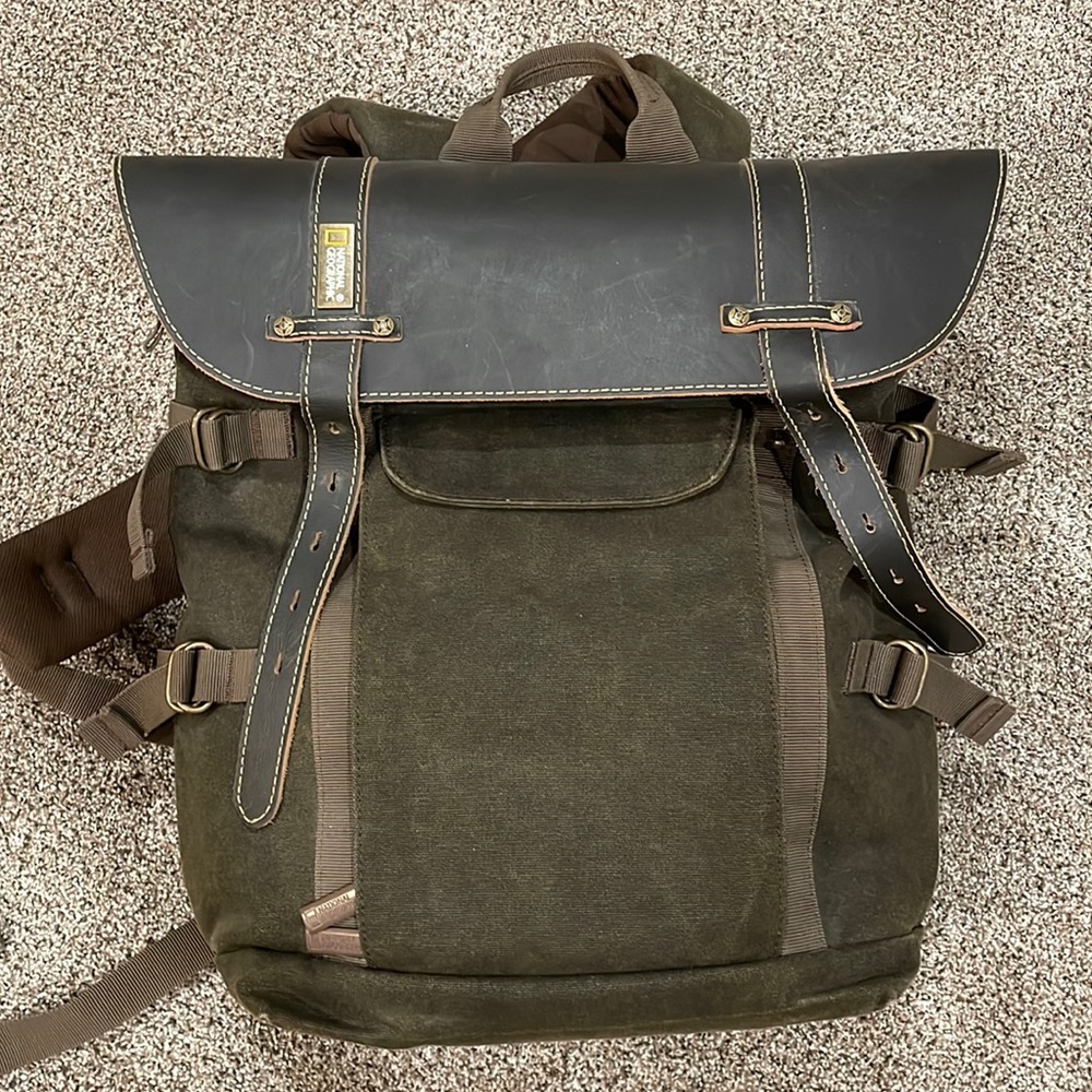 National Geographic Africa Camera Backpack, Brown (NG A5290)